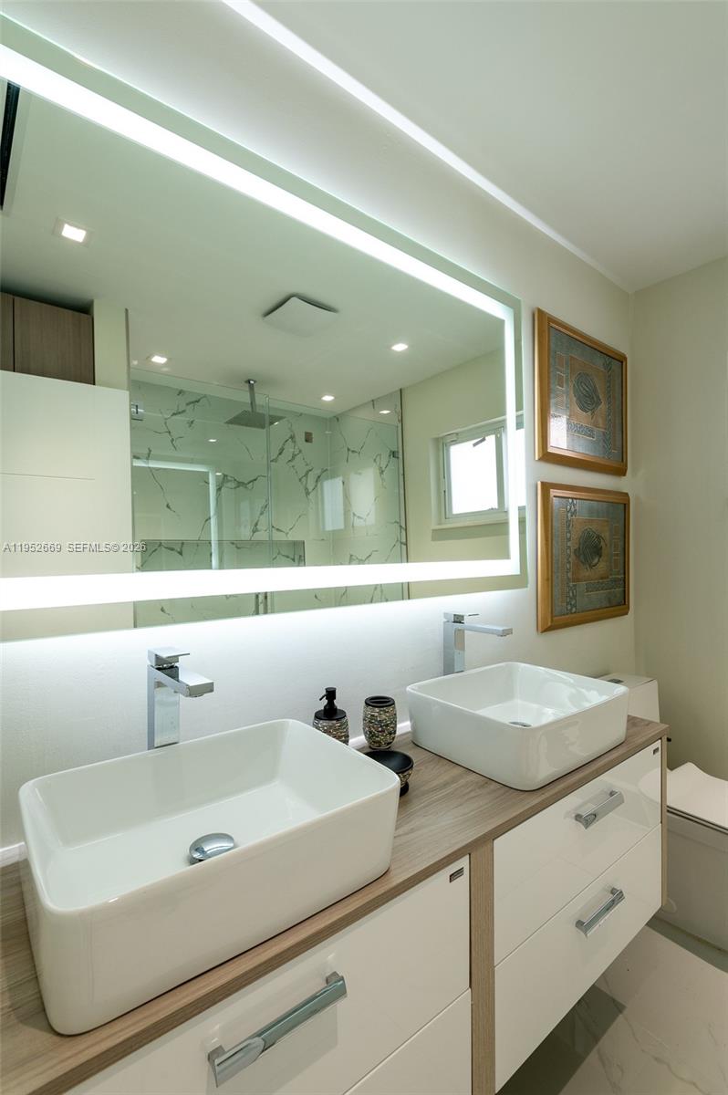 1250 NE 82nd St Miami, FL 33138