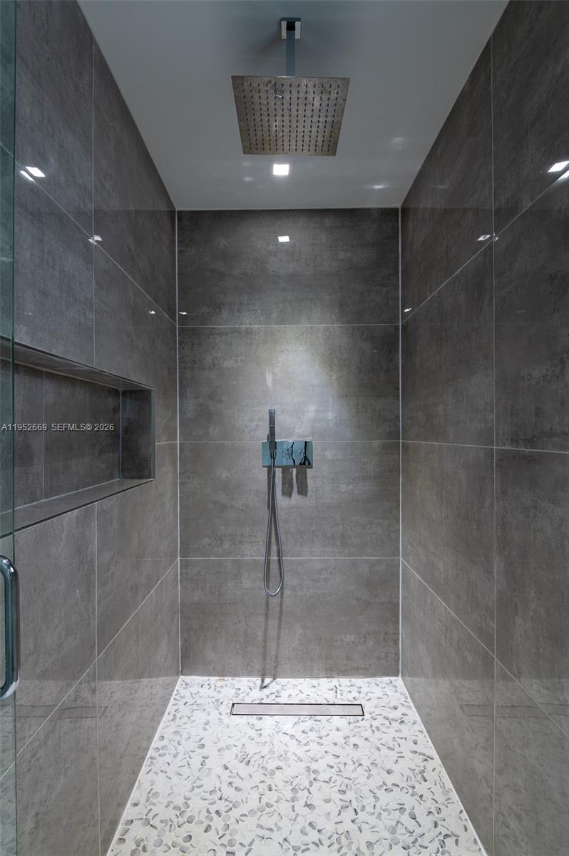 1250 NE 82nd St Miami, FL 33138