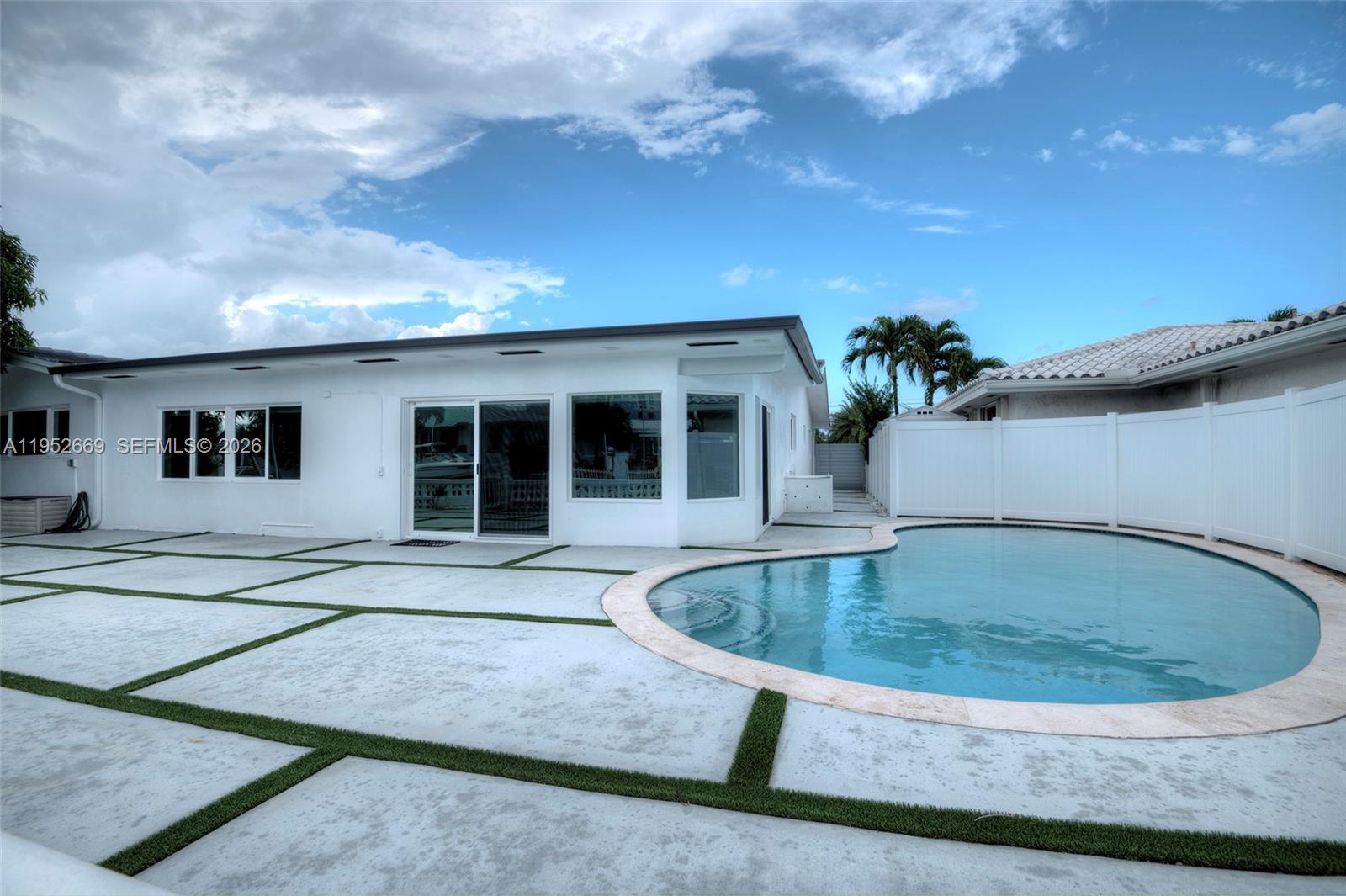 1250 NE 82nd St Miami, FL 33138