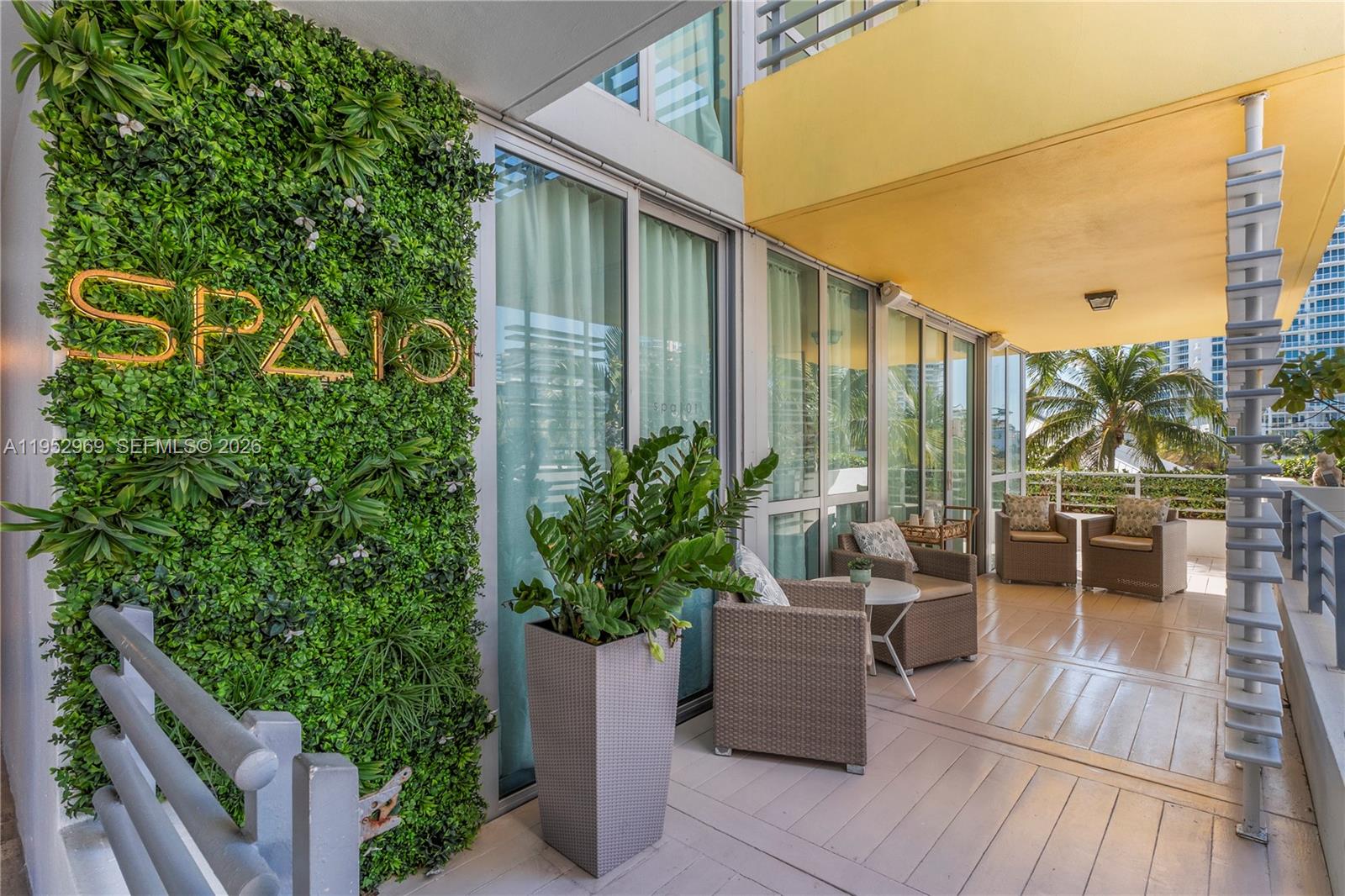 image Hilton Bentley Miami Beach18