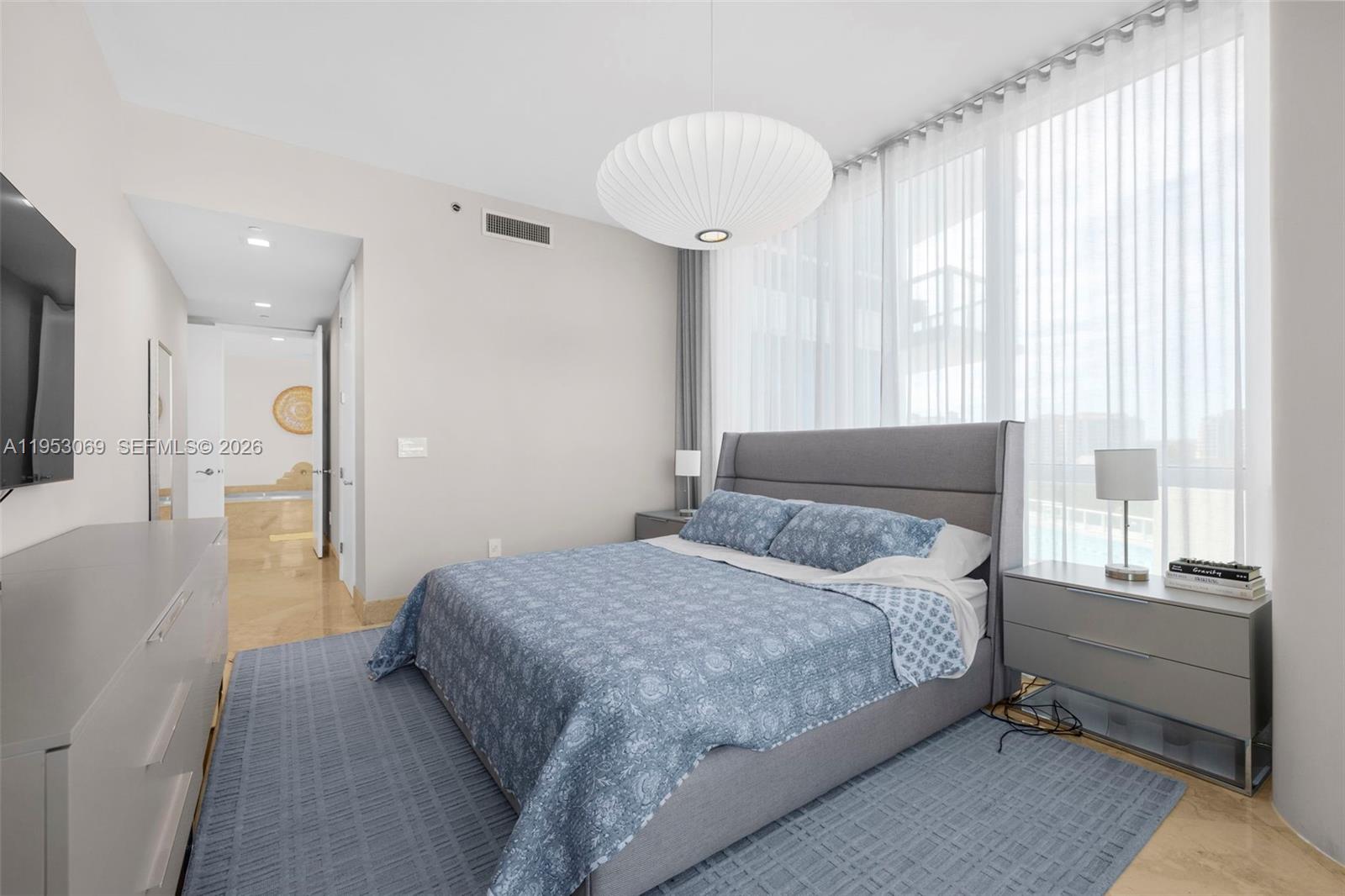 100 S Pointe Dr #510 Miami Beach, FL 33139