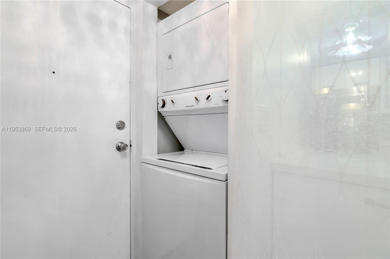 2600 Collins Ave #204 Miami Beach, FL 33140