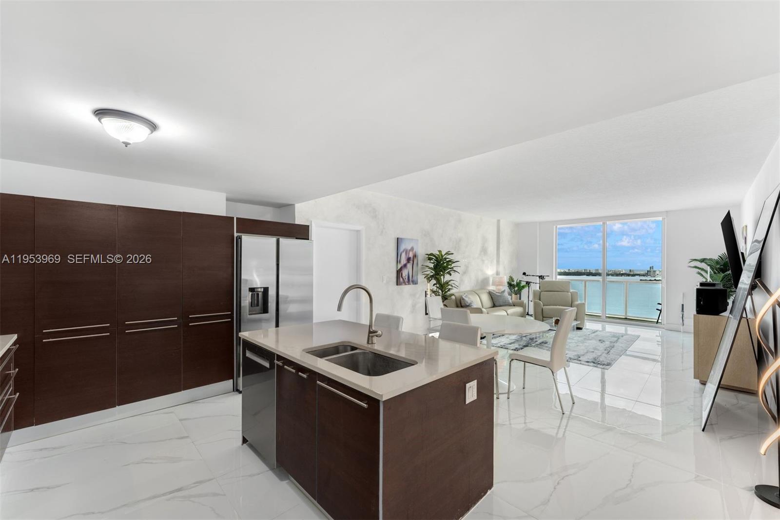 1900 N Bayshore Dr #3202 Miami, FL 33132