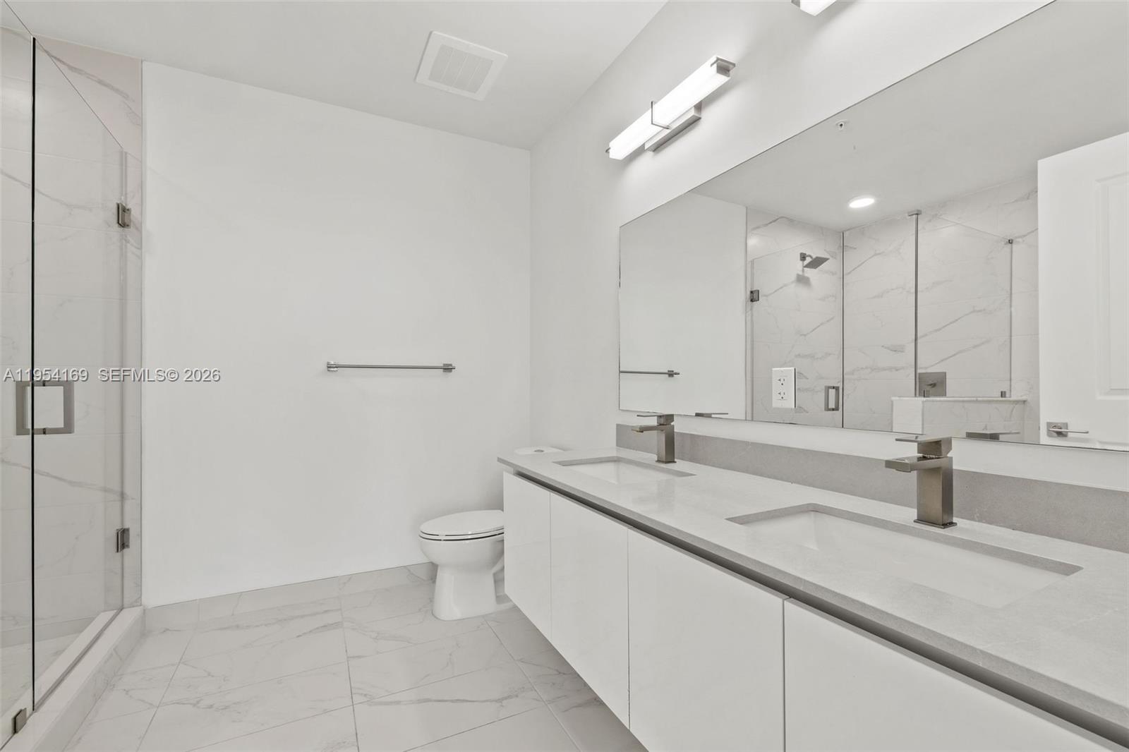 101 Diplomat Pkwy #1003 Hallandale Beach, FL 33009