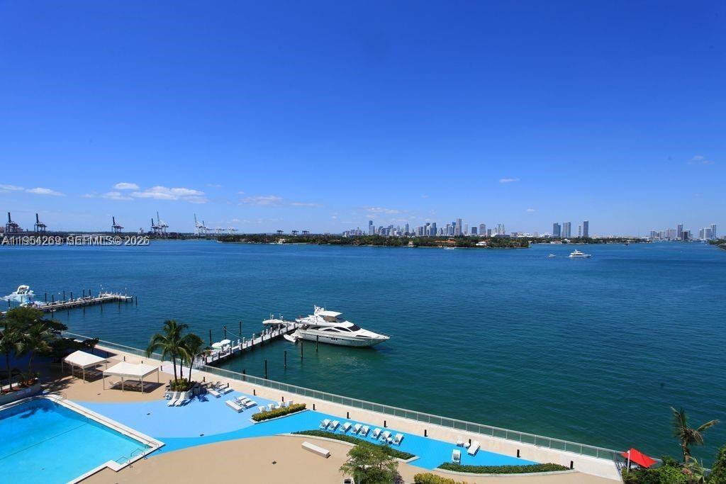 image Mirador 1000 (South Tower)64