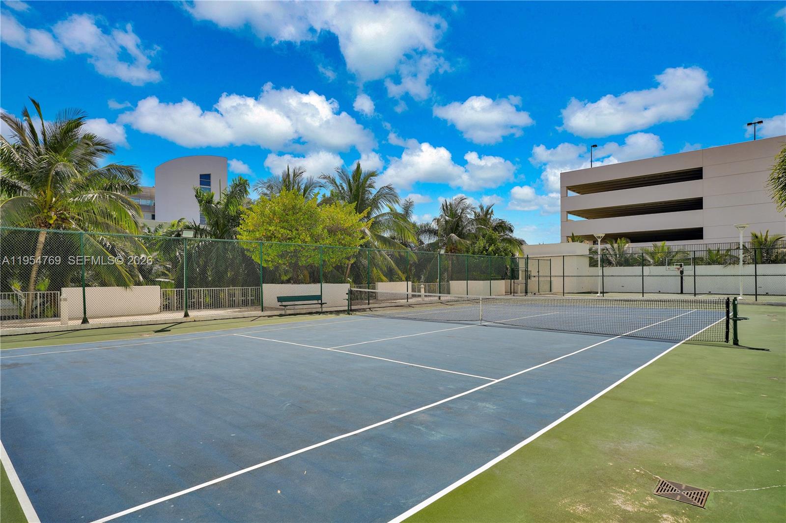 image Uptown Marina Lofts13