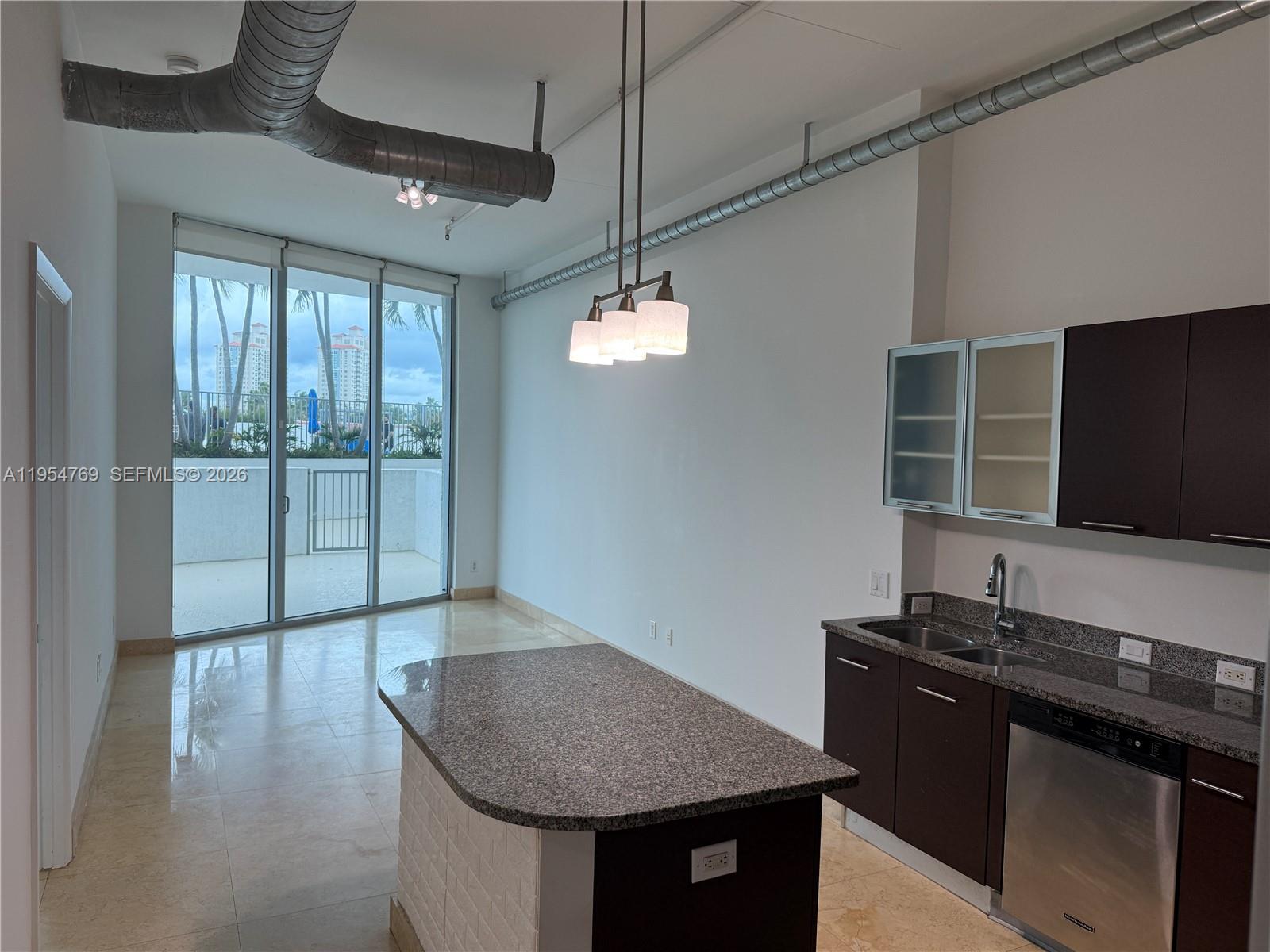 image Uptown Marina Lofts1