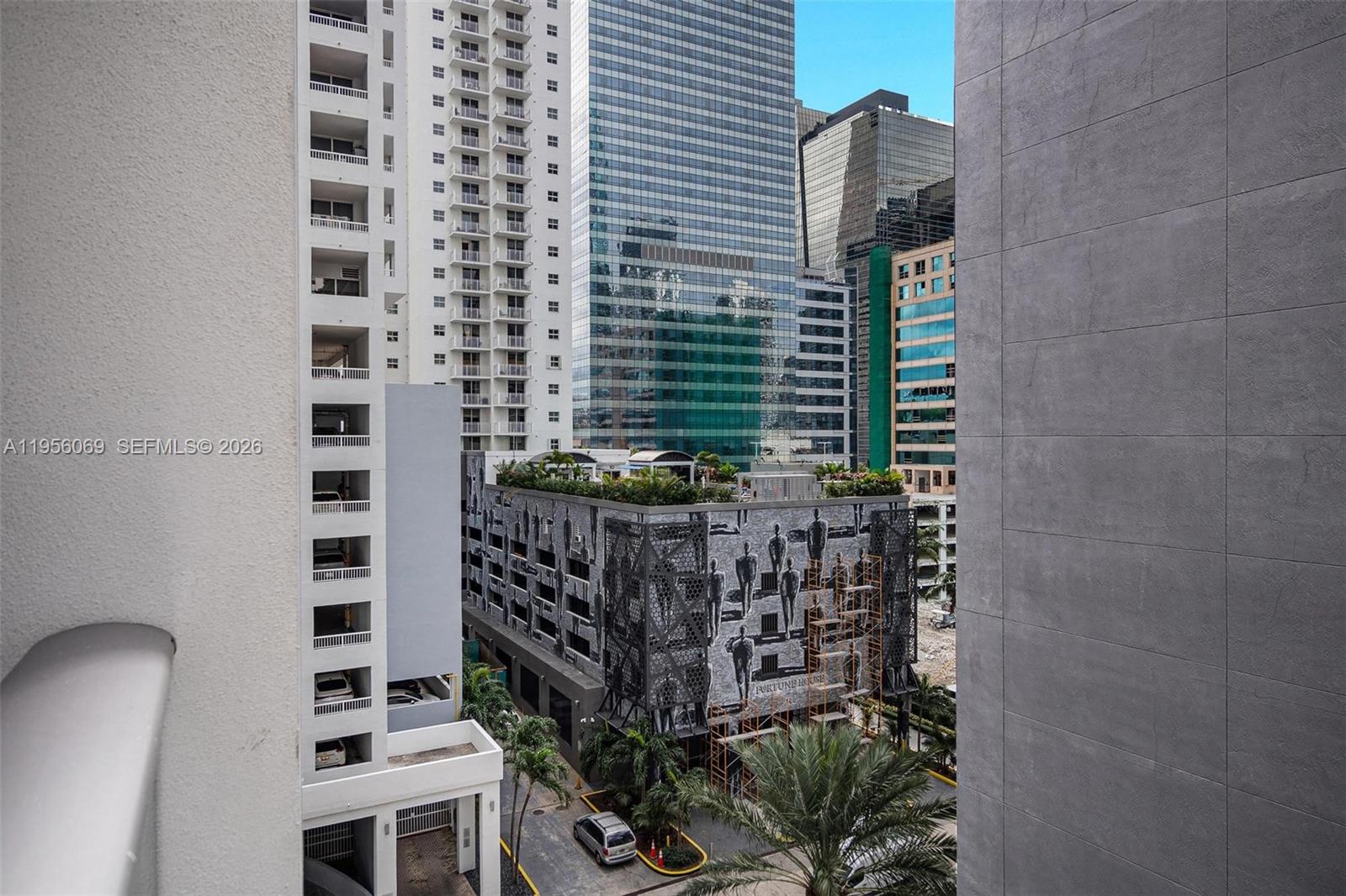 image Brickell House21
