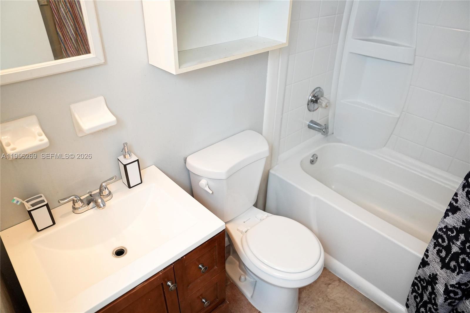 821 Barber St Sebastian, FL 32958