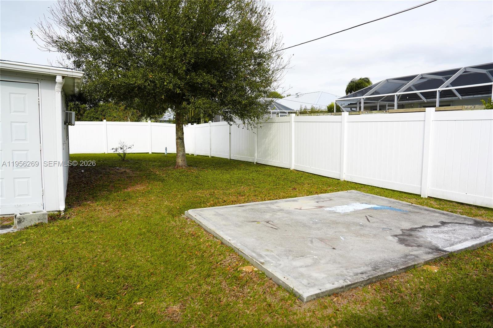 821 Barber St Sebastian, FL 32958