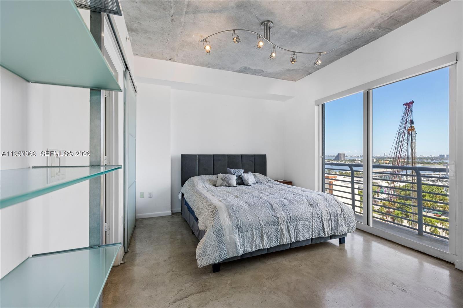 image Loft Downtown I2