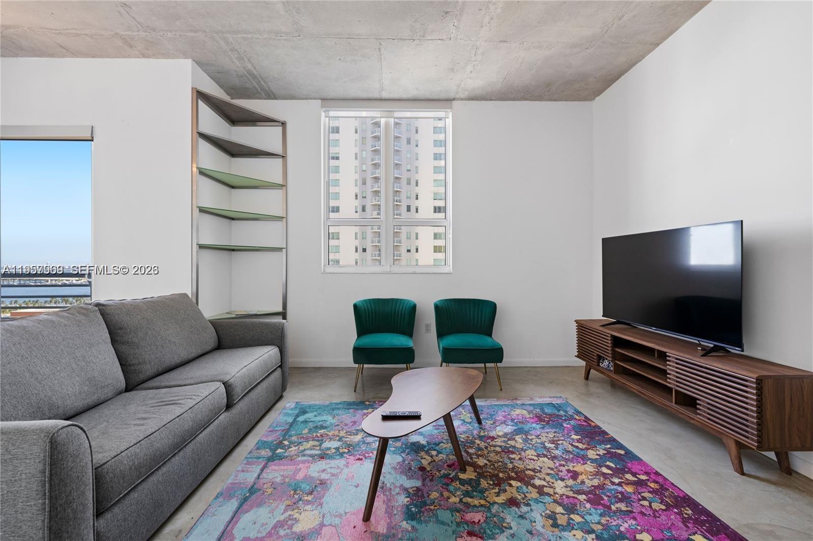 image Loft Downtown I6