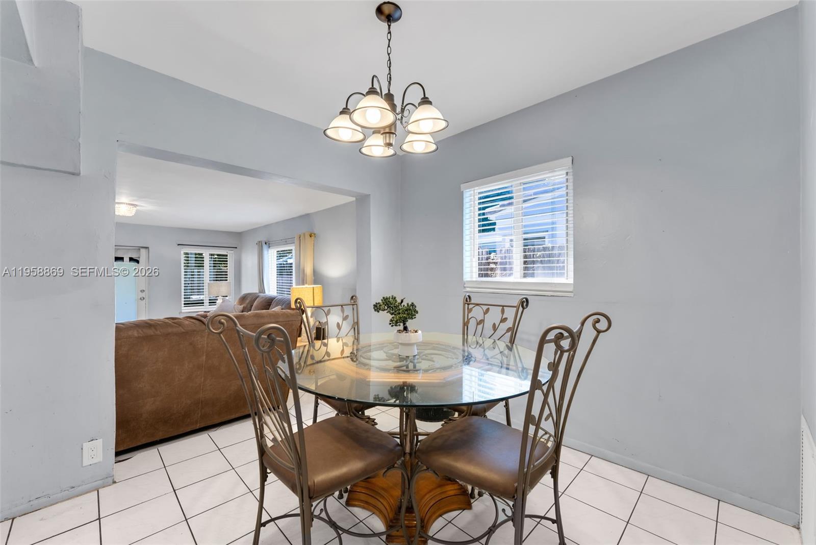 120 NW 52nd Ct Oakland Park, FL 33309