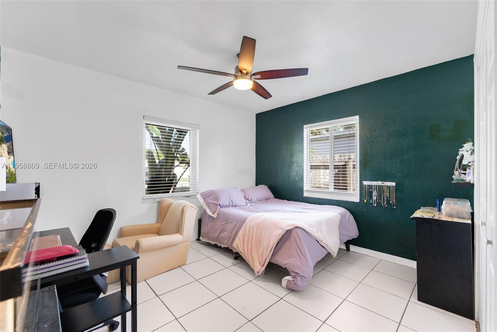 120 NW 52nd Ct Oakland Park, FL 33309