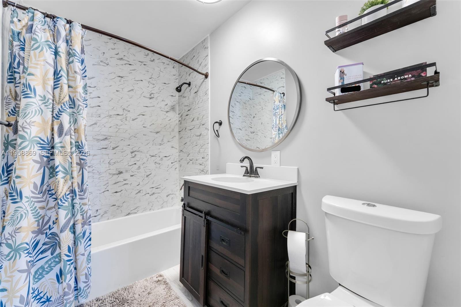 120 NW 52nd Ct Oakland Park, FL 33309