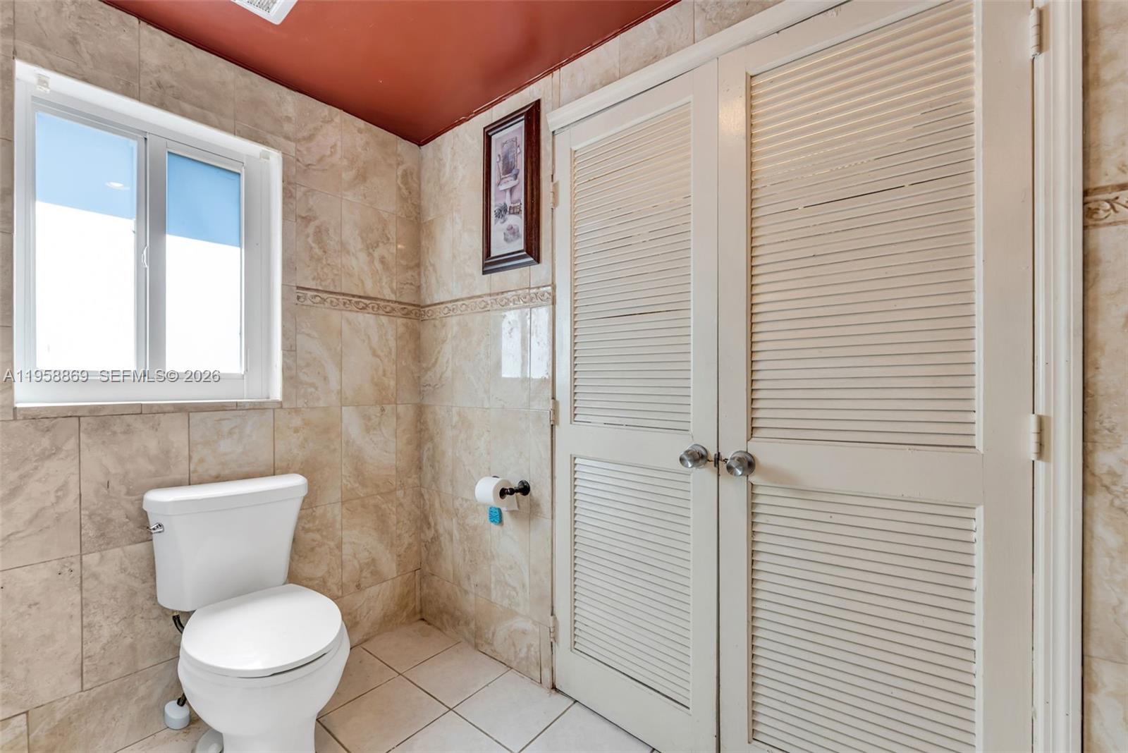 120 NW 52nd Ct Oakland Park, FL 33309