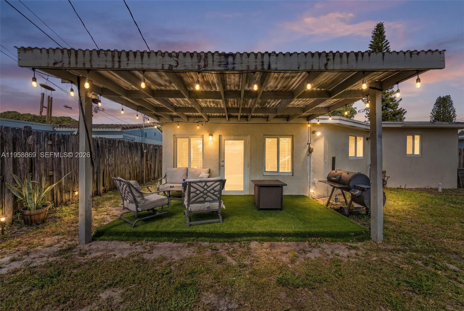 120 NW 52nd Ct Oakland Park, FL 33309