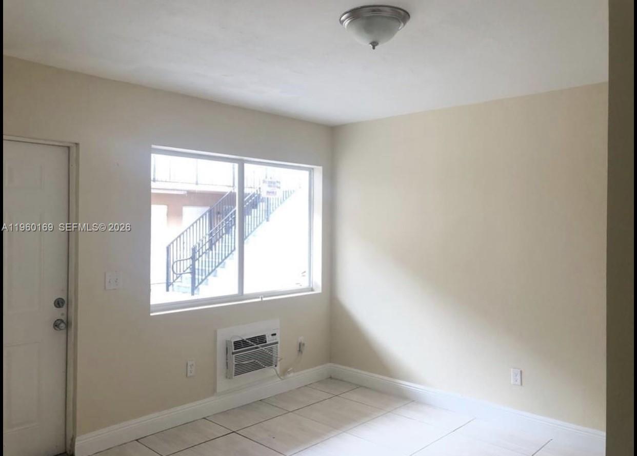 1940 Washington Ave #15 Opa Locka, FL 33054