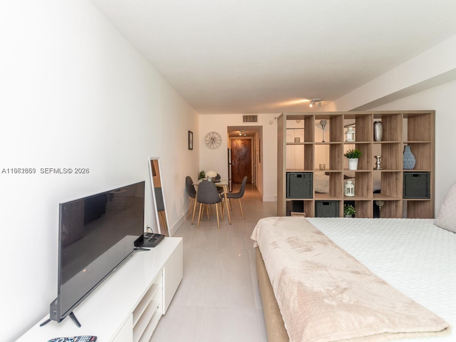 image The Club at Brickell Bay18