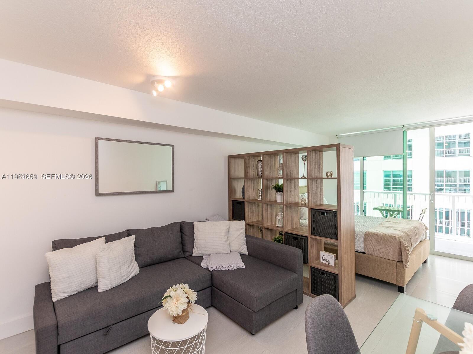 image The Club at Brickell Bay21