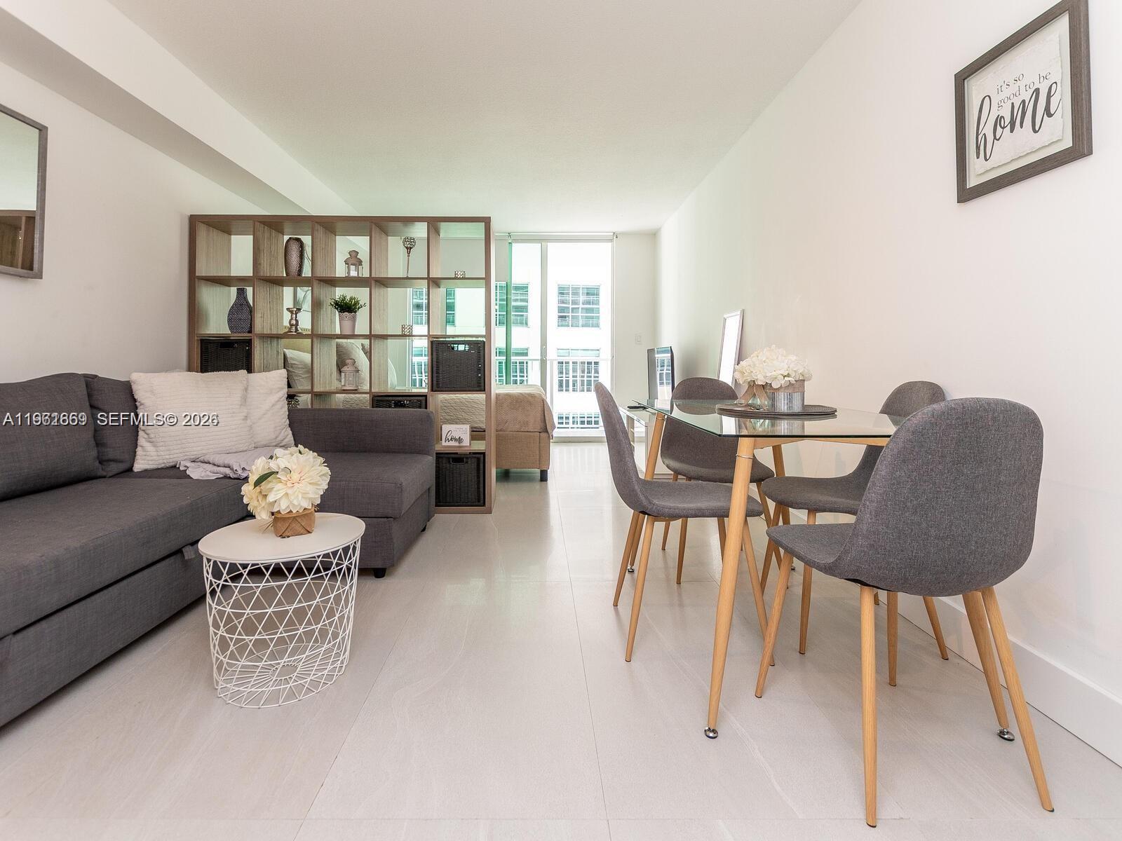 image The Club at Brickell Bay22