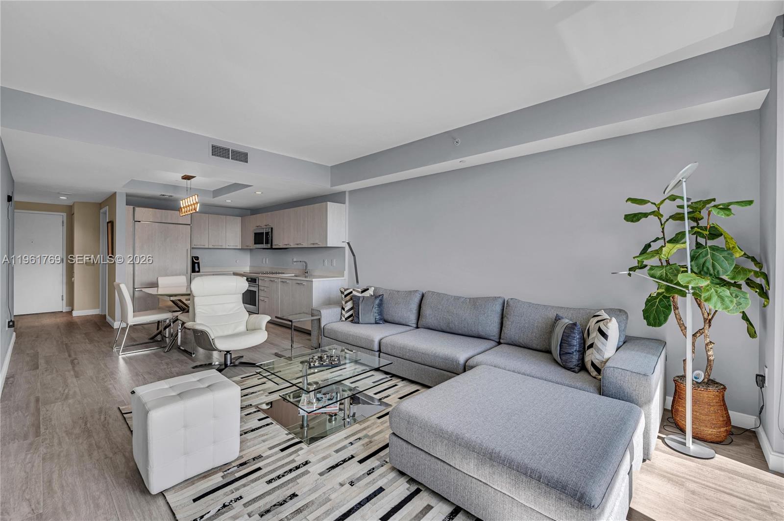 image Brickell Heights West16