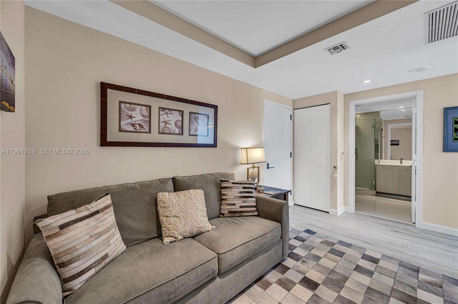 image Brickell Heights West38