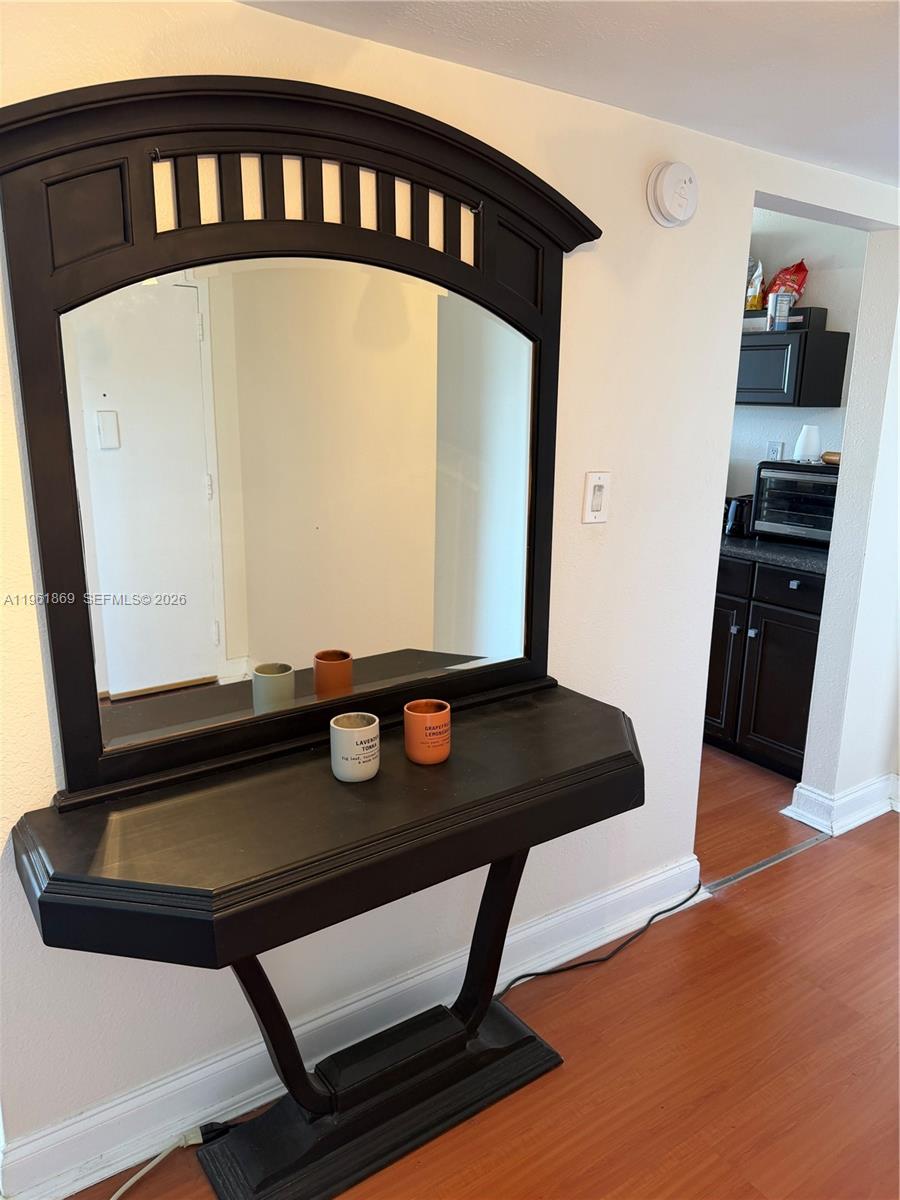 16546 NE 26th Ave #6H North Miami Beach, FL 33160