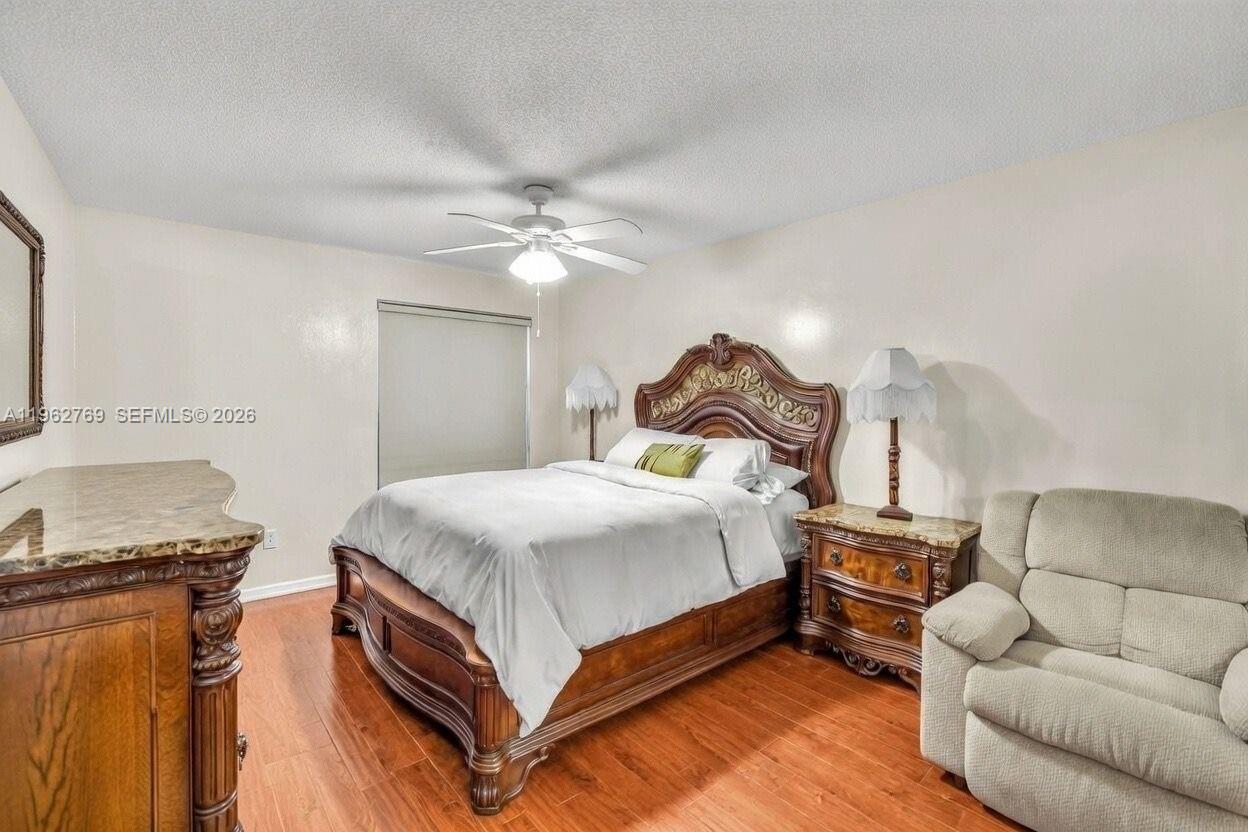 4160 Inverrary Dr #308 Lauderhill, FL 33319