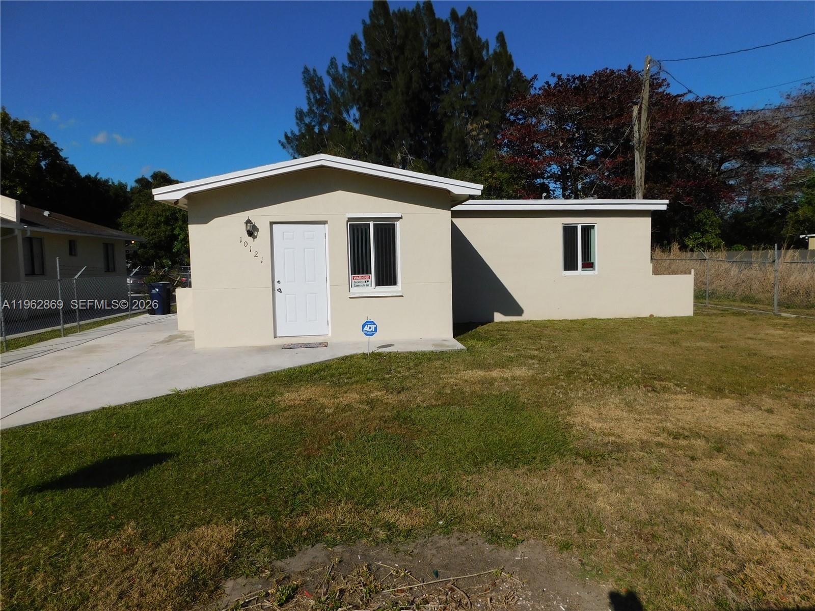 10121 W Jessamine St #10121