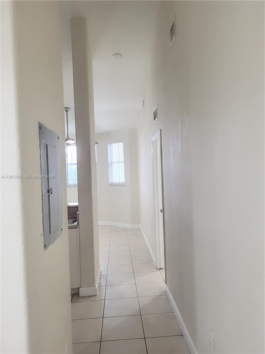 2551 SE 16th Ter #203 Homestead, FL 33035