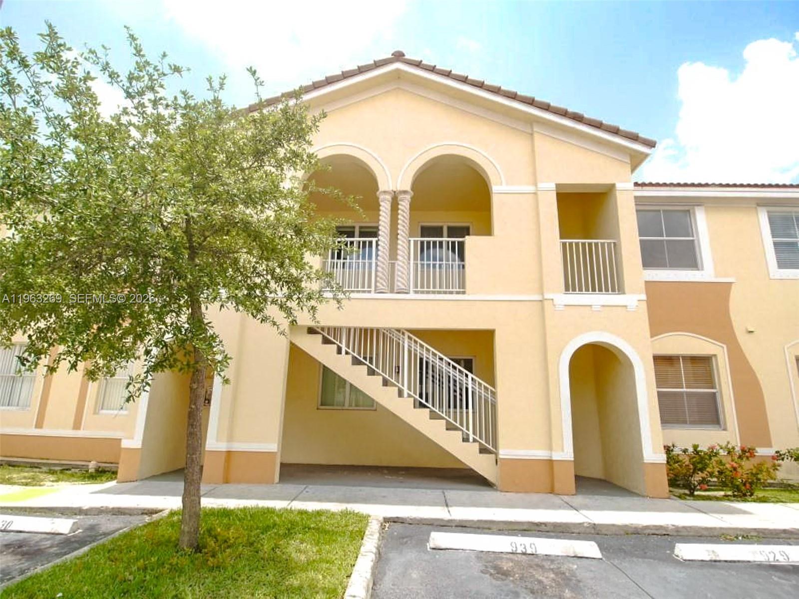 2551 SE 16th Ter #203 Homestead, FL 33035