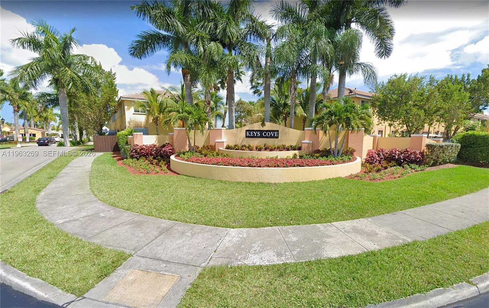 2551 SE 16th Ter #203 Homestead, FL 33035