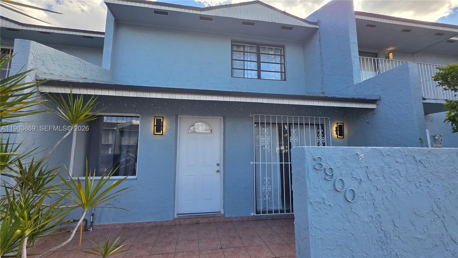 3900 SW 107th Ave #2-9