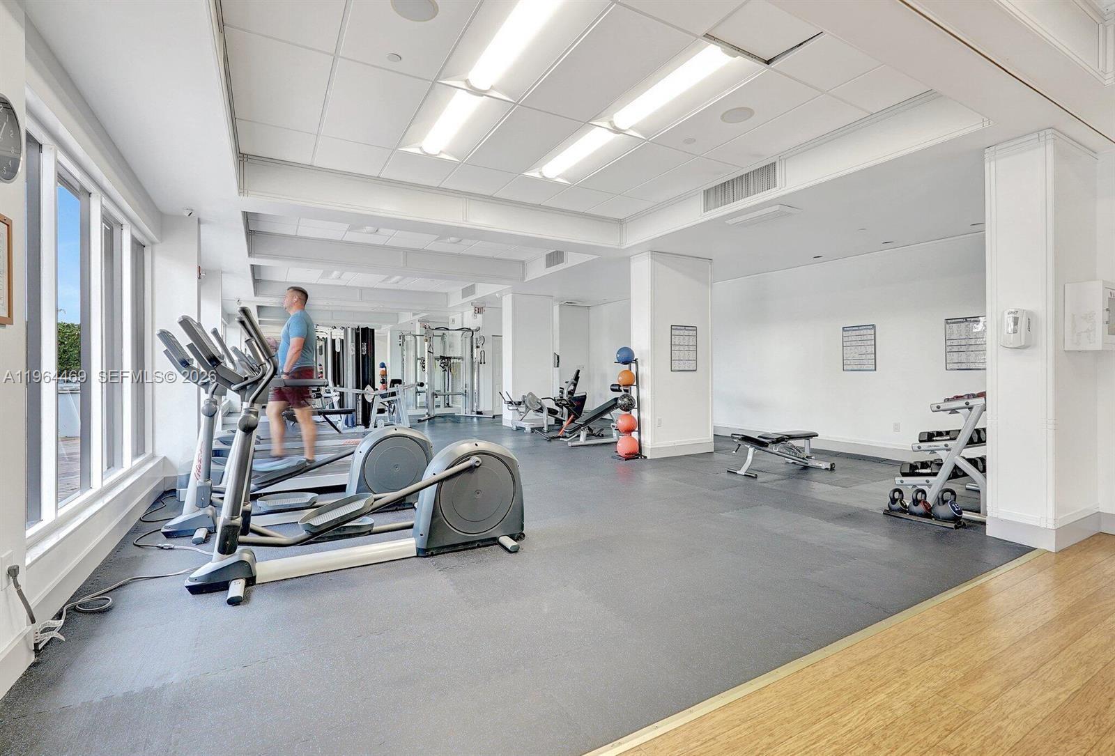 2801 NE 183rd St #1801W Aventura, FL 33160