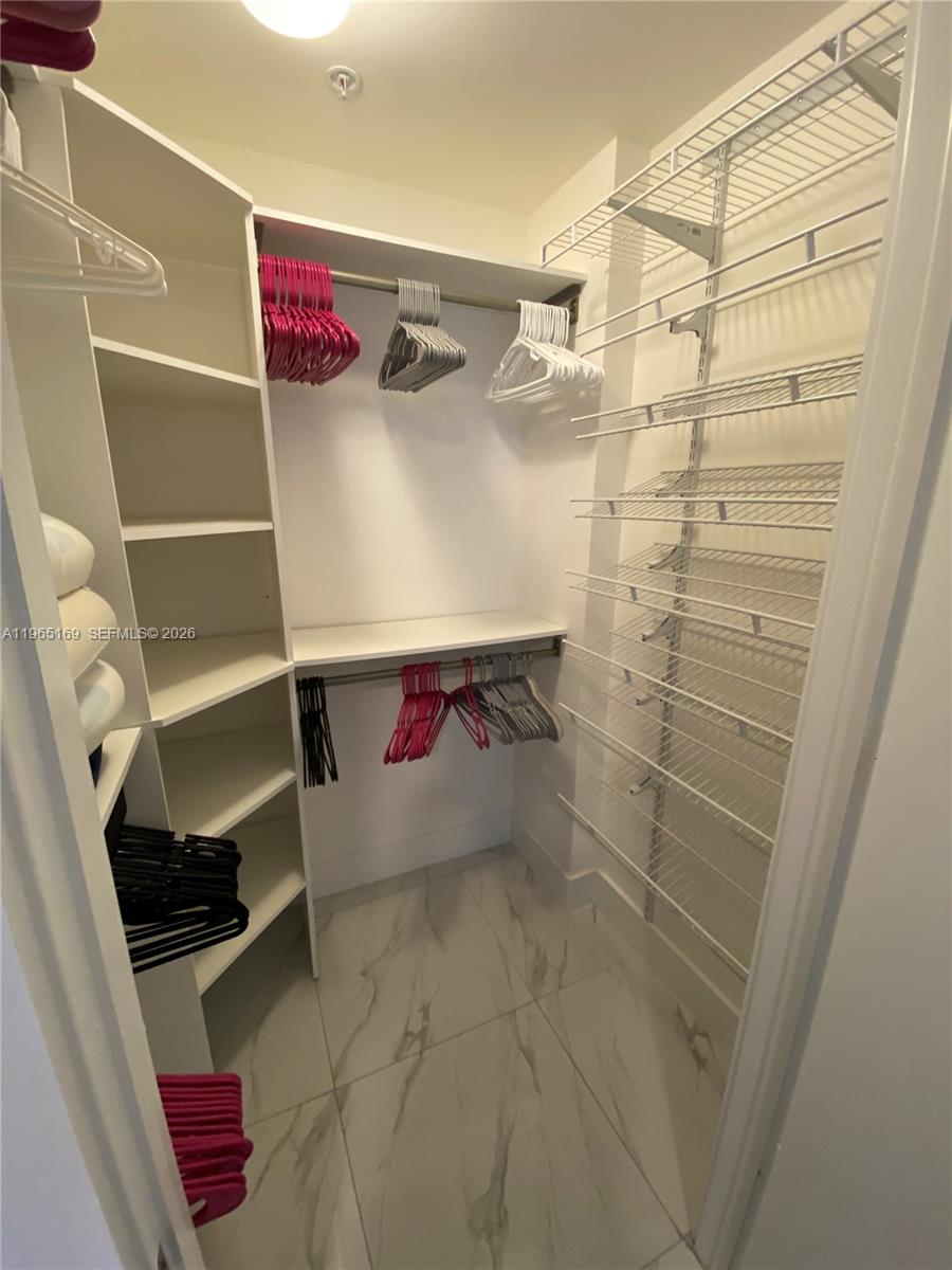 image Cassa Brickell14