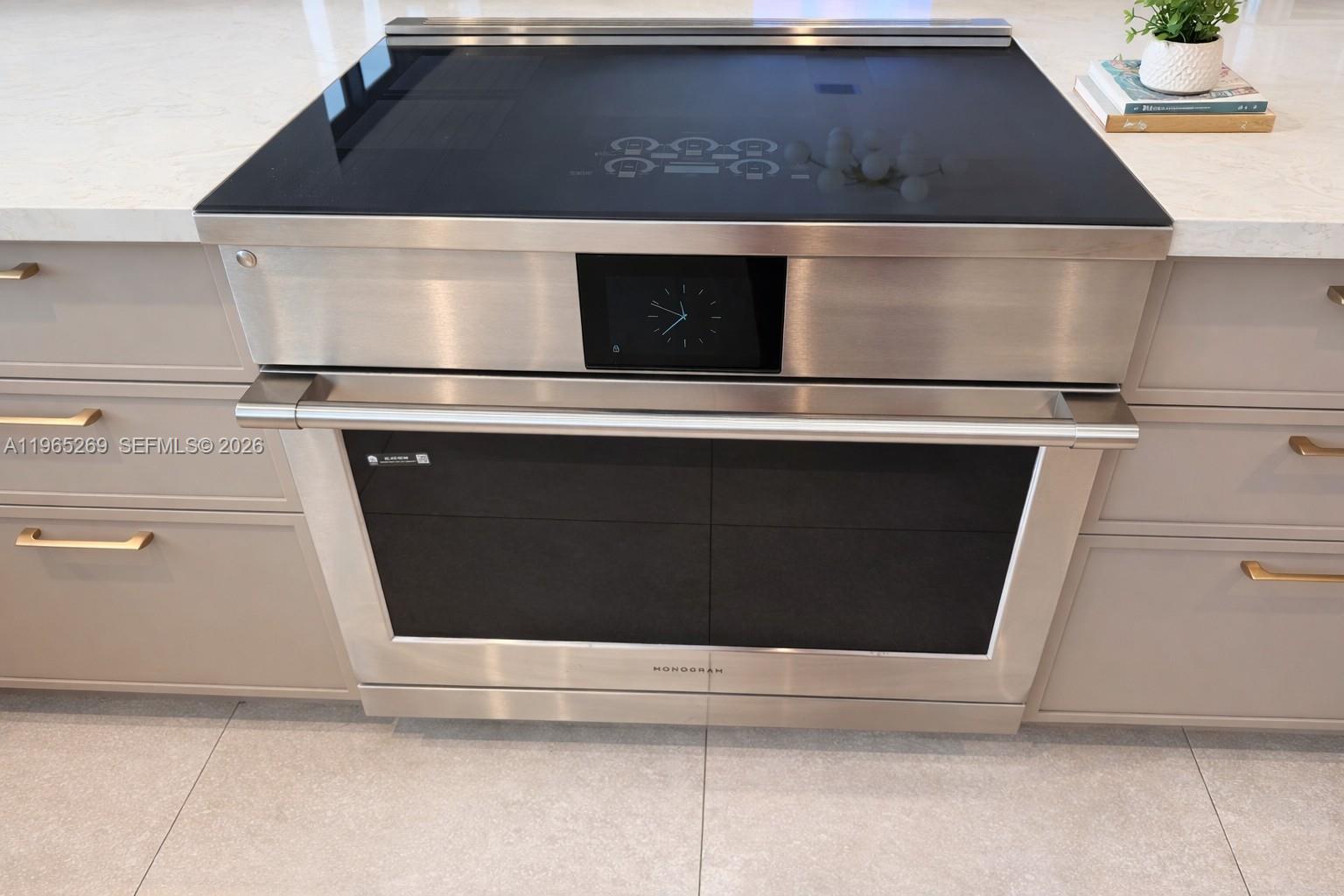 Undisclosed Address Palmetto Bay, FL 33157