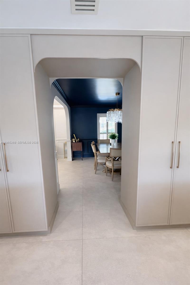 Undisclosed Address Palmetto Bay, FL 33157