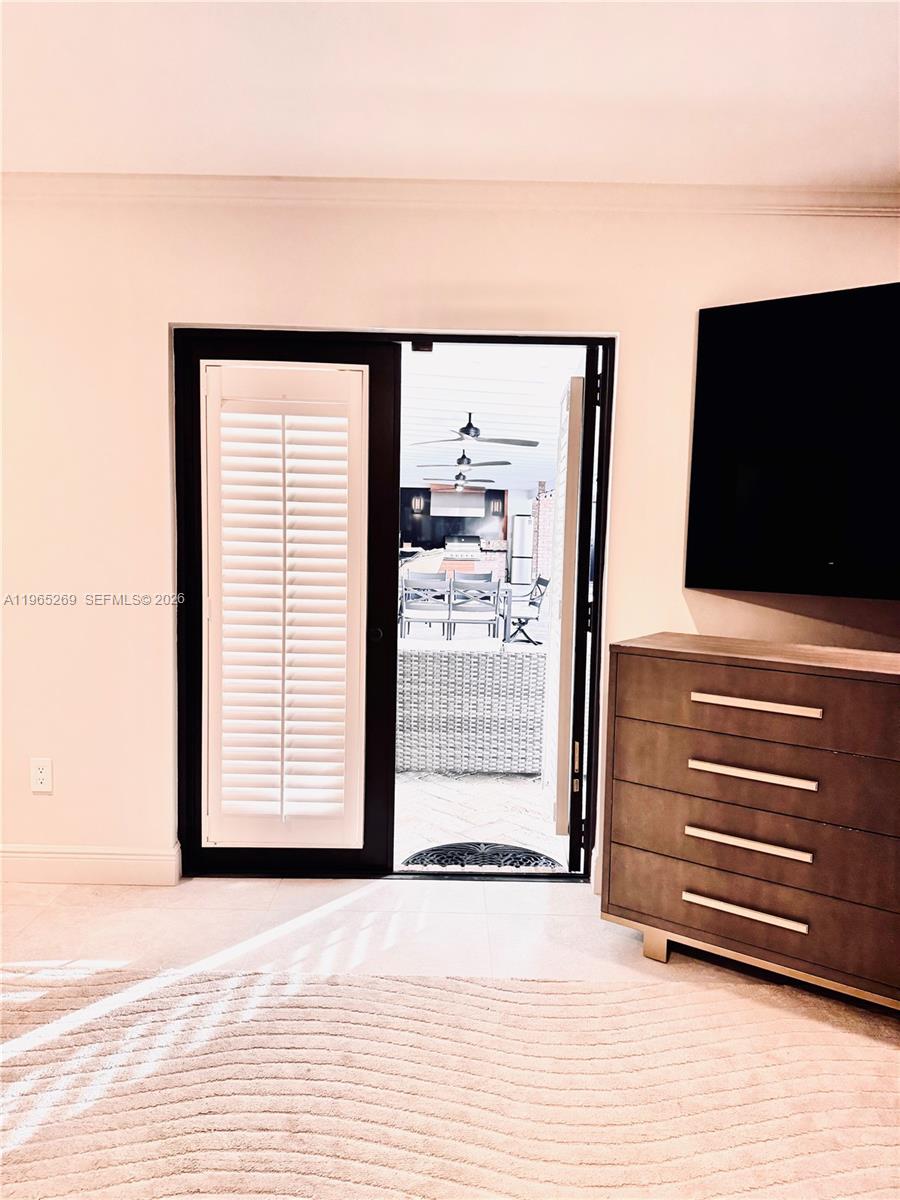 Undisclosed Address Palmetto Bay, FL 33157