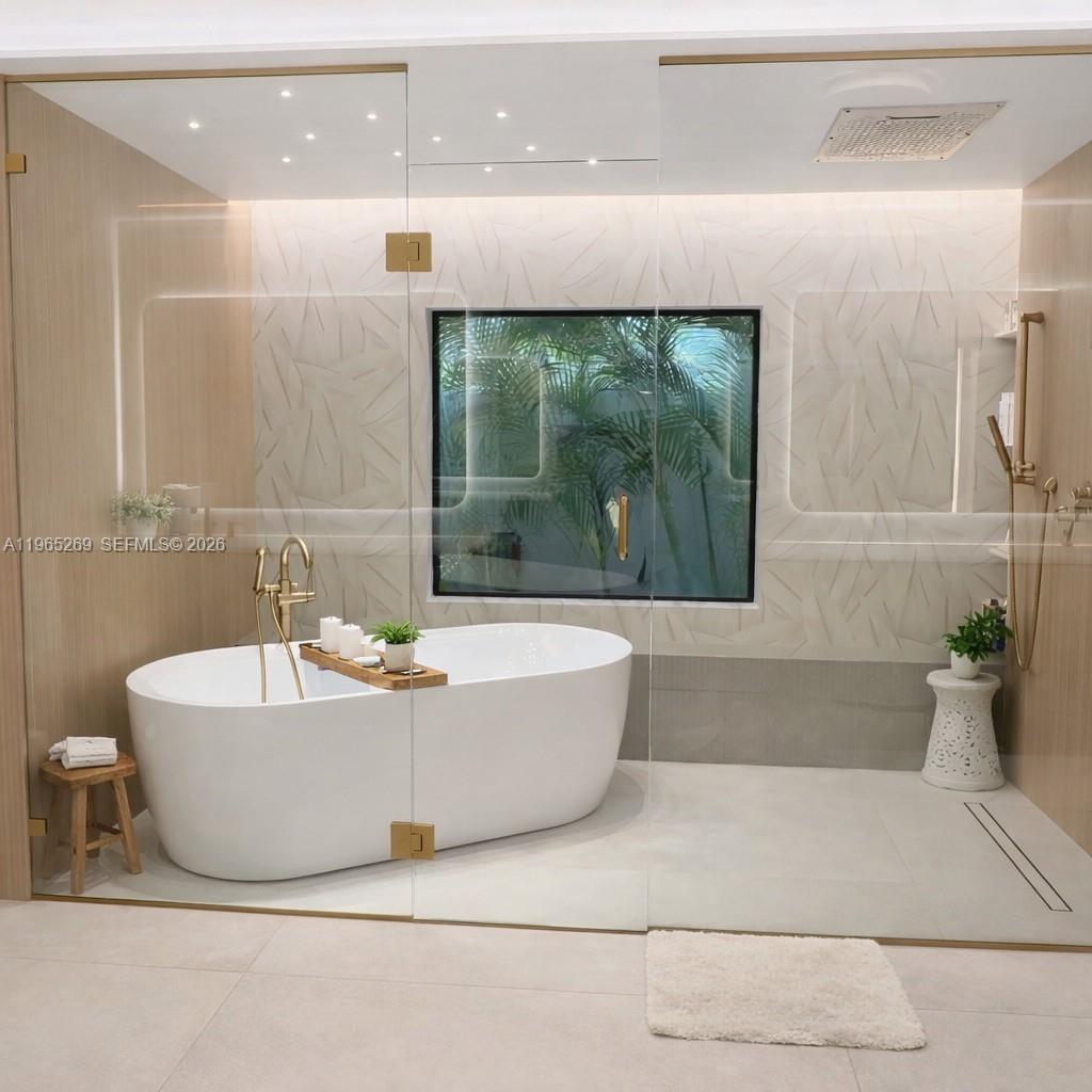 Undisclosed Address Palmetto Bay, FL 33157