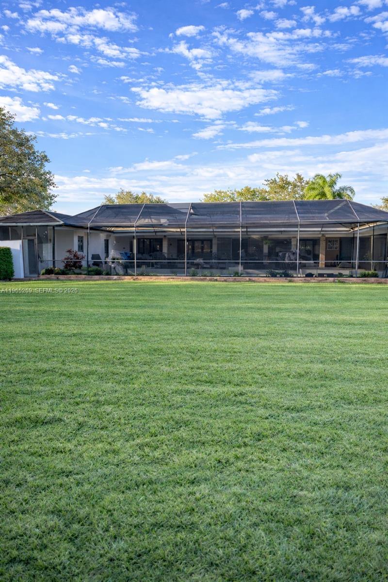 Undisclosed Address Palmetto Bay, FL 33157