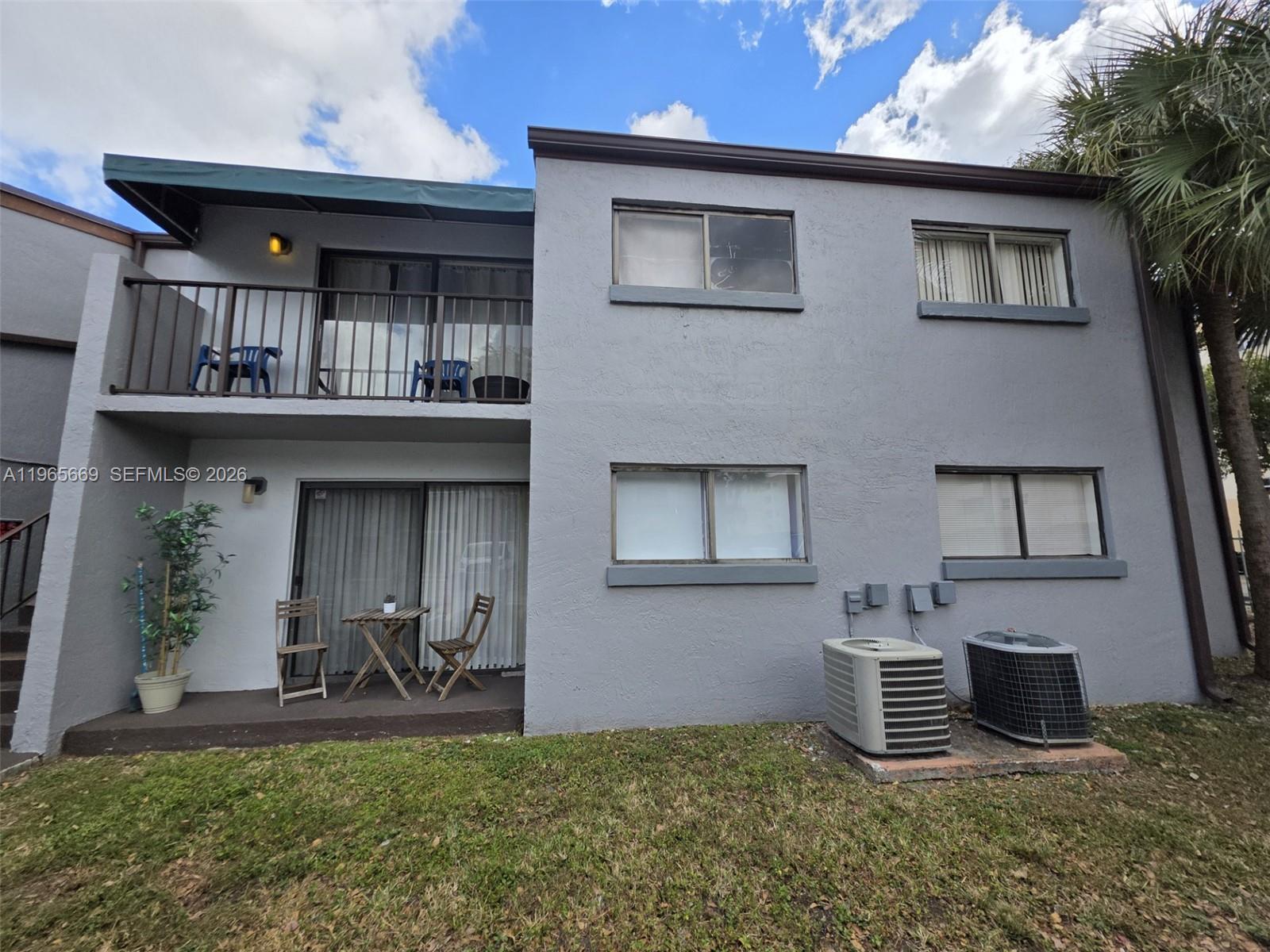 7421 SW 152nd Ave #9-101