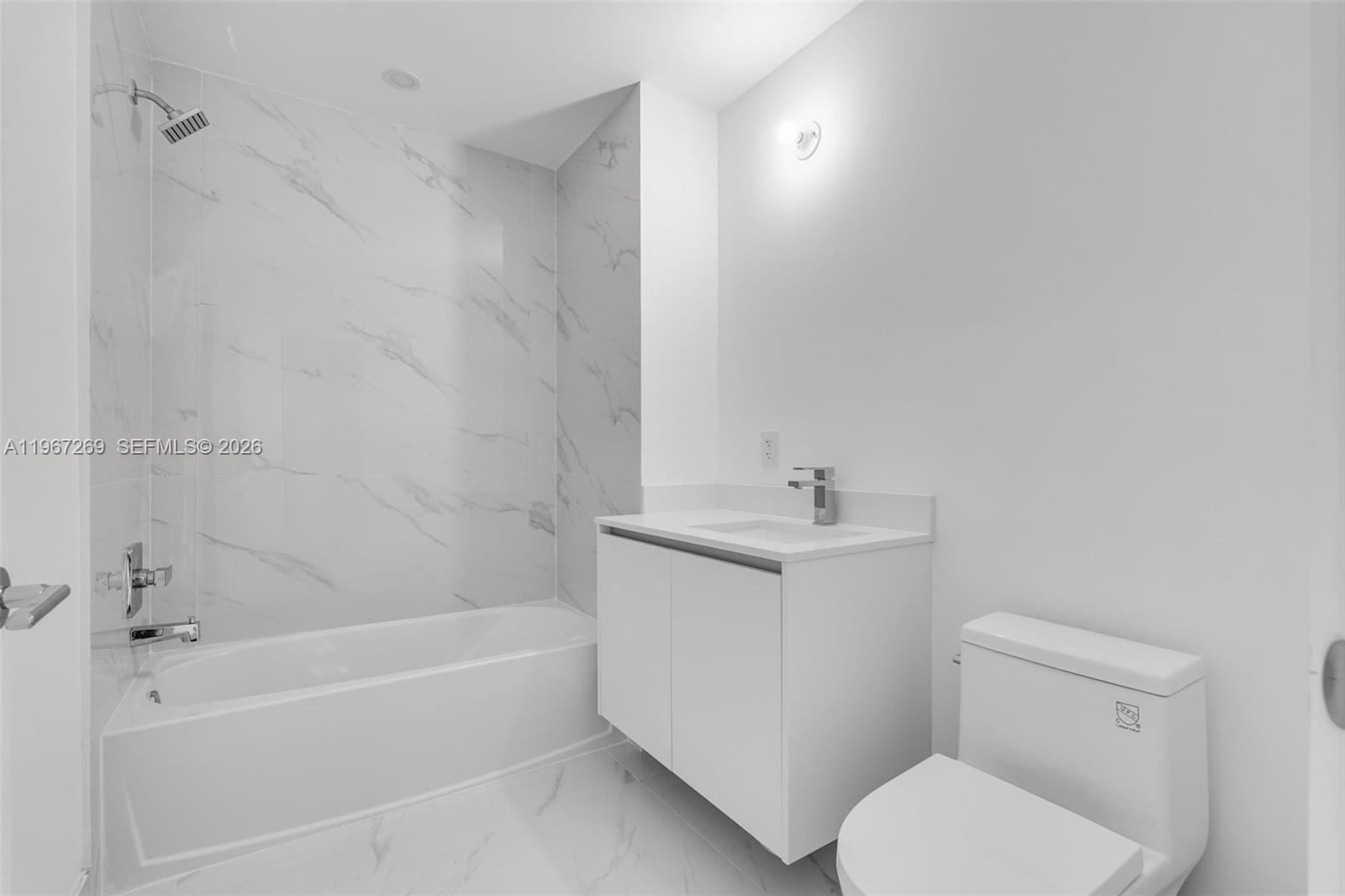 700 NE 24th St #1806 Miami, FL 33137