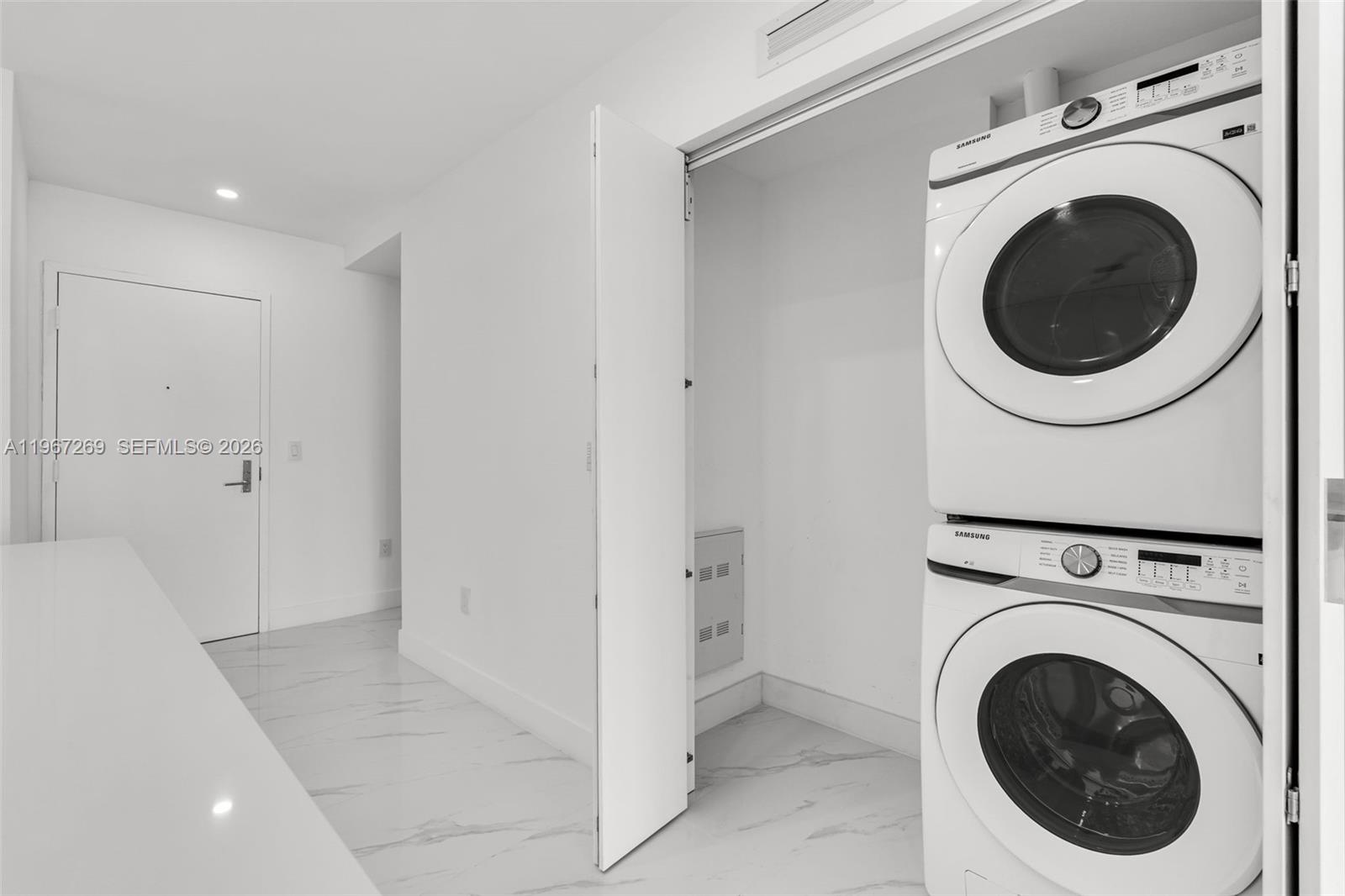 700 NE 24th St #1806 Miami, FL 33137