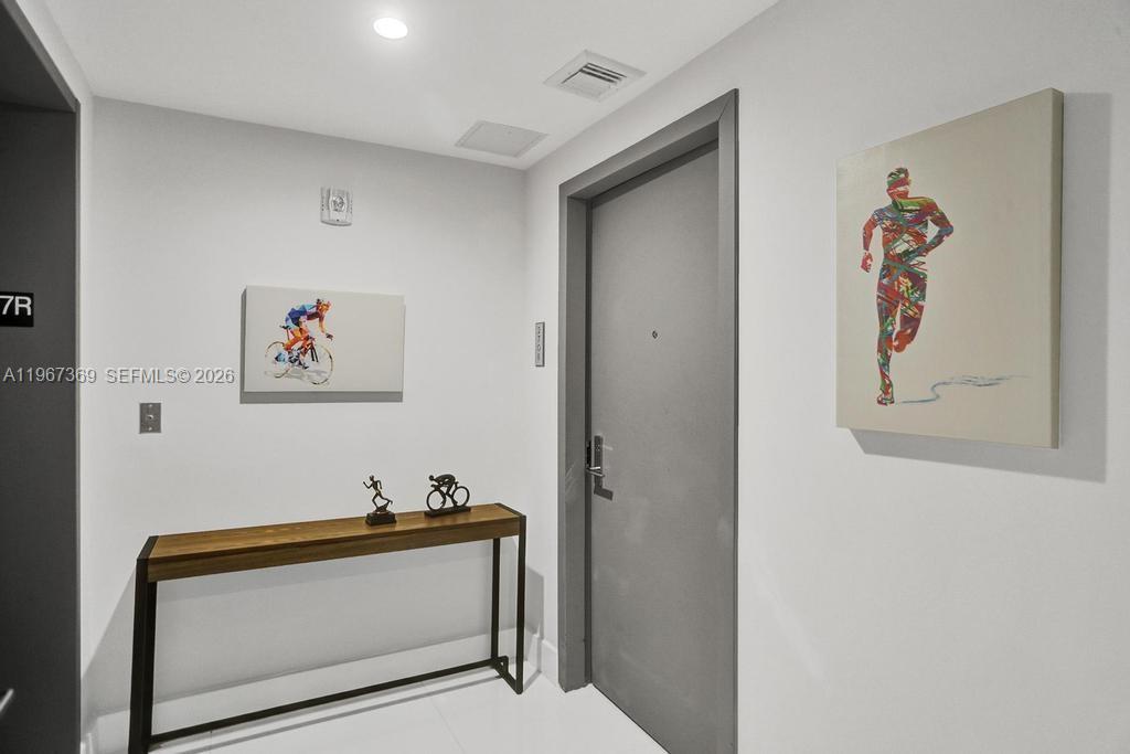 image Aria on the Bay1