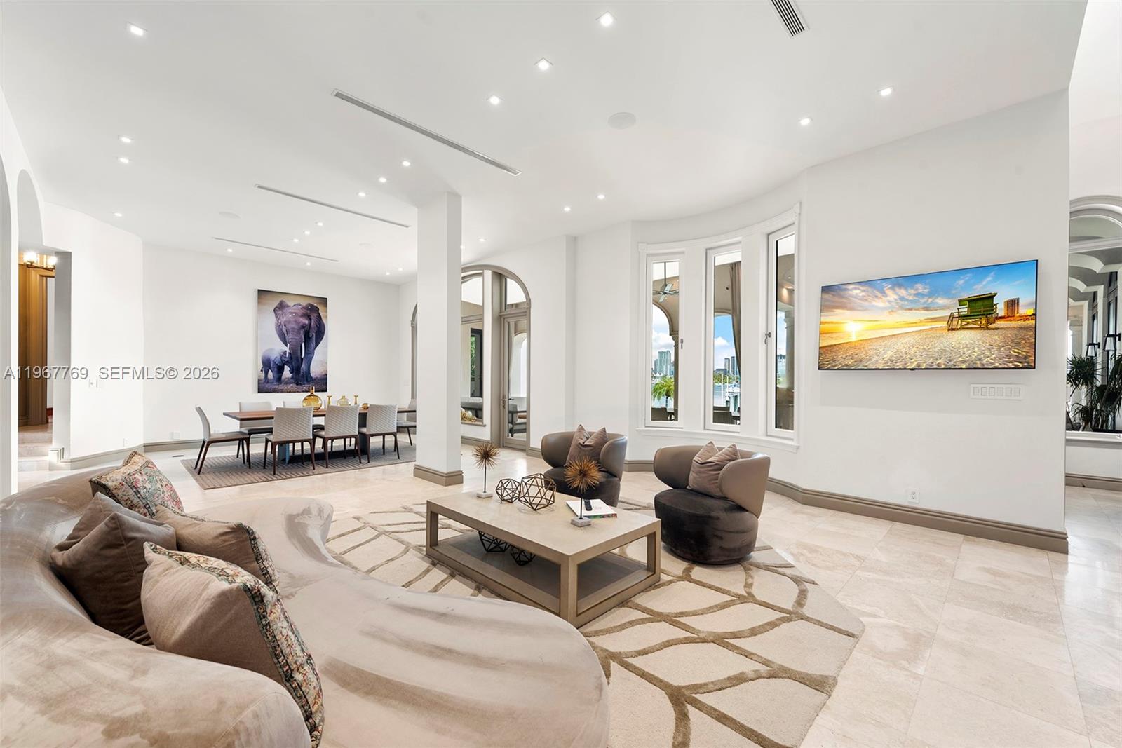 432 S Hibiscus Dr Miami Beach, FL 33139