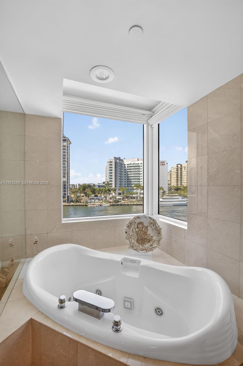 2845 NE 9th St #504 Fort Lauderdale, FL 33304