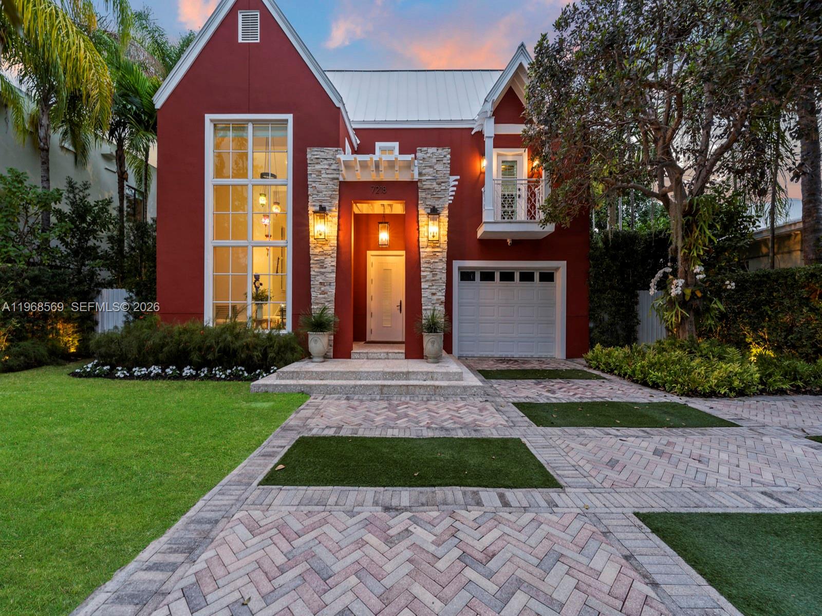 7218 SW 54th Ct Miami, FL 33143