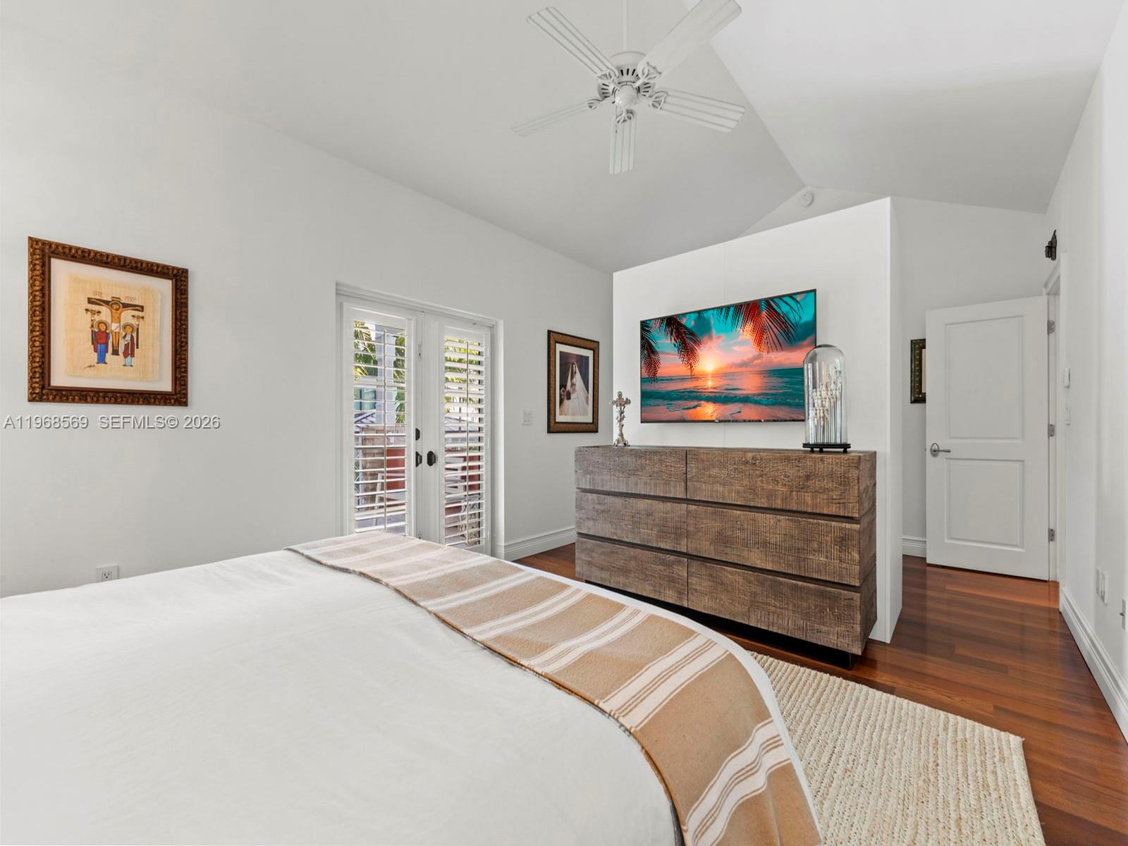 7218 SW 54th Ct Miami, FL 33143