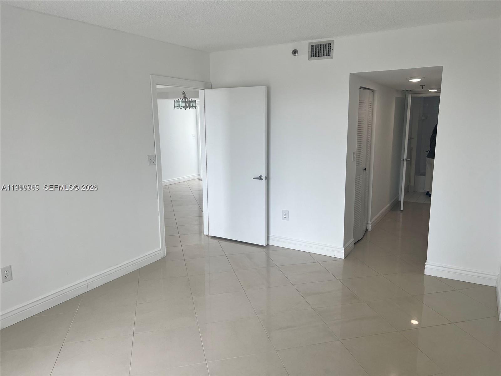 9156 Collins Ave #204 Surfside, FL 33154